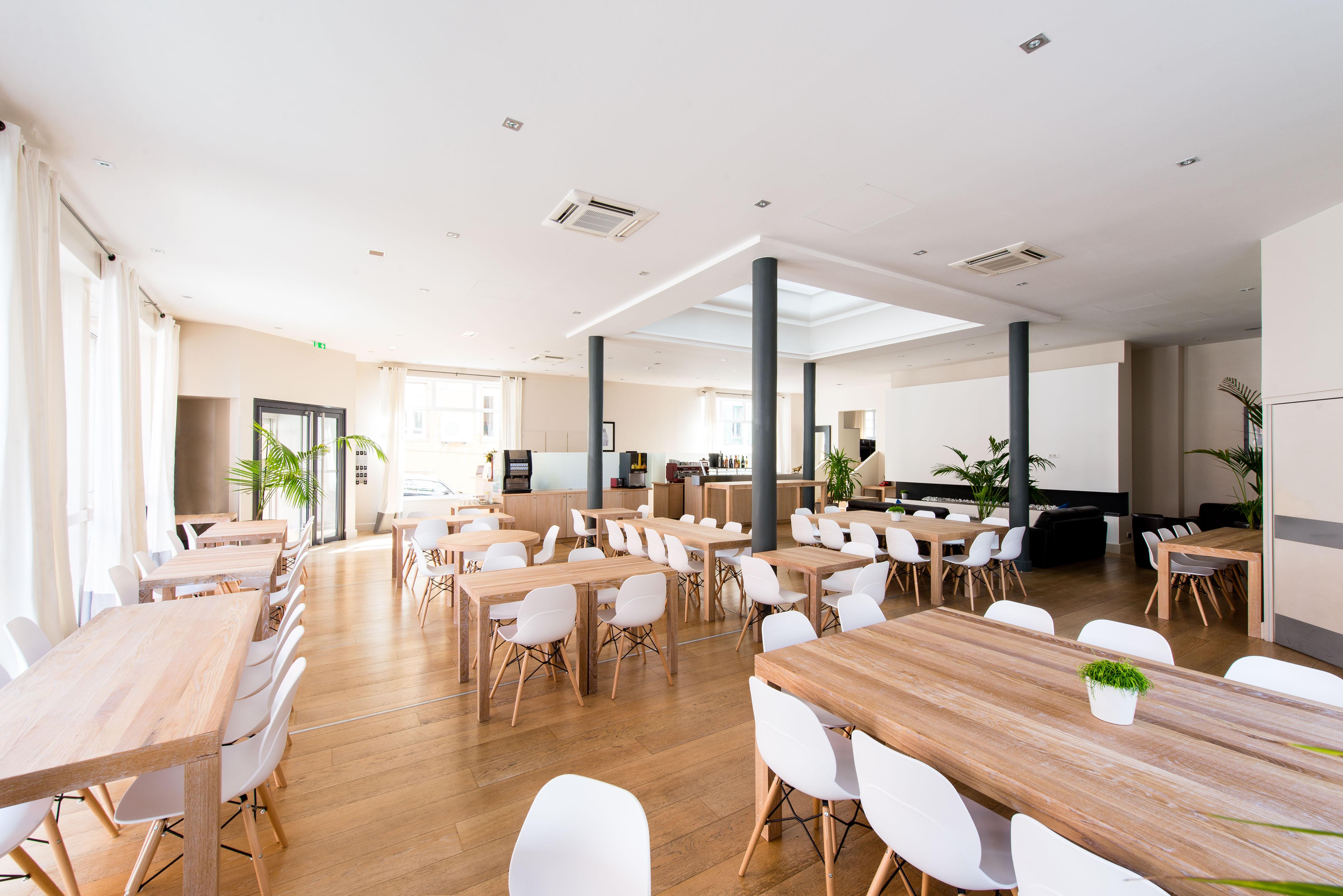 לורדה Hotel Atrium מראה חיצוני תמונה